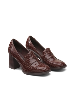 Мокасины на каблуках каштановый Tamaris