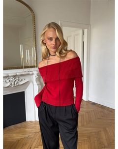 Трикотажный джемпер с открытыми плечами Твое