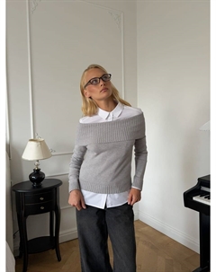 Трикотажный джемпер с открытыми плечами Твое