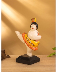 Фигурка на подставке Nobrand