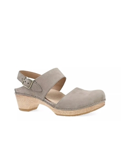 Lucia Сабо, Taupe Dansko