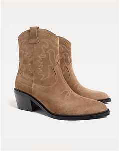 Ботильоны из ковбойской кожи бежевого цвета Stradivarius