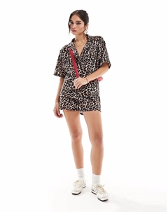 Длинные шорты с леопардовым принтом Asos design