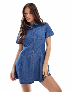 Мини-платье из мягкого денима с заниженной талией и складками в цвете средне-голубой Asos design