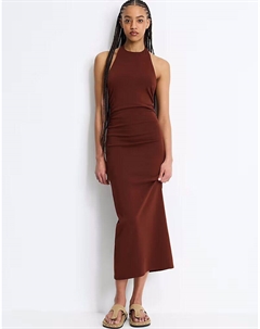 Платье миди с открытой спиной и вырезом халтер в красном цвете Pull & bear