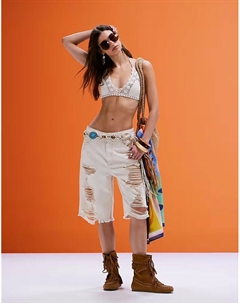 Джинсовые шорты-бермуды с разрывами цвета экрю Asos design