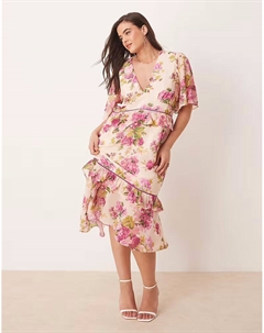 Платье-чай миди с баской на талии, с розовым принтом Hope & ivy plus