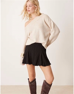 Мини-юбка свободного кроя черного цвета с вырезом-годе Asos design