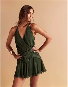 Мини-платье с атласной отделкой и застежкой-халтер цвета темного хаки Asos design