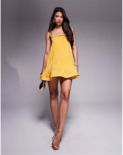 Мини-платье А-силуэта на бретелях желтого цвета с фестончатым подолом Asos design