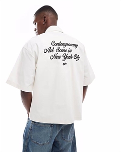 Рубашка с вышивкой на спине и застежкой-молнией цвета экрю Pull & bear