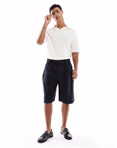 Строгие шорты в темно-синюю полоску Pull & bear