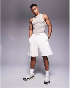 Плотные свободные шорты кремового цвета - CREAM Asos design