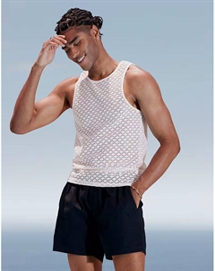 Майка muscle fit с высоким вырезом, ажурная вязка крючком, белого цвета Asos design