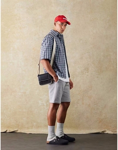 Узкие шорты средней длины в сером меланжевом цвете Asos design