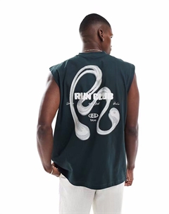 Майка большого размера с принтом бегового клуба темно-зеленого цвета Asos design