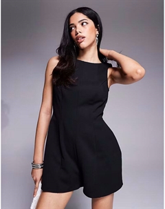 Структурированный короткий комбинезон-тюльпан с вырезом-лодочкой черного цвета Asos design