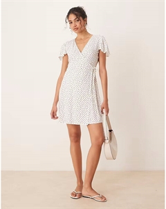 Платье-мини с запахом и принтом в виде голубых сердец белого цвета Jdy