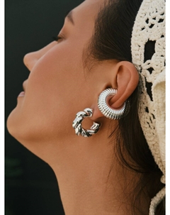 Набор серьга и каффы Qf