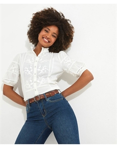 Блузка с вышивкой воротником с оборками белый Laredoute