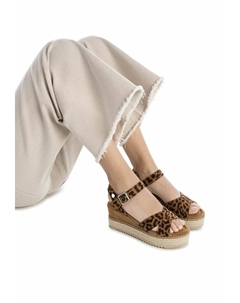 Босоножки на танкетке Espadrillas, коричневый Refresh