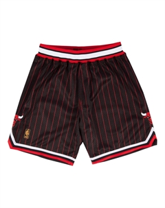 Спортивные шорты Authentic 1996-97 Chicago Bulls Shorts 'Red Black', черный Mitchell and ness