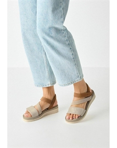 Босоножки на танкетке Platform sandals, коричневый Tamaris