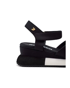 Босоножки на танкетке HEATH, черный Gioseppo