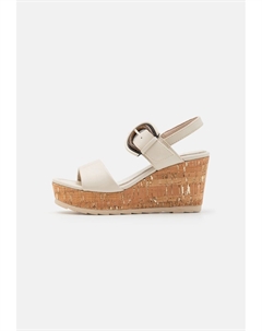 Босоножки на танкетке Sandali con tacco, слоновая кость Marco tozzi