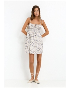 Повседневное платье STRAPPY SMOCKED, белый Pull & bear