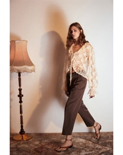 Брюки-бананы костюмные с ремнем Befree