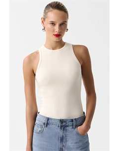 Майка халтер с люрексной нитью бежевого цвета 2mood