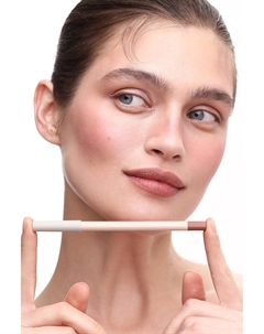 Карандаш для губ стойкий 204 miss kiss 2mood