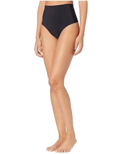 Стринги Zone Smoothing Thong CC121, черный Commando