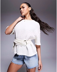 Топ с волнистой текстурой и силуэтом «летучая мышь» с золотой отделкой цвета слоновой кости Asos design