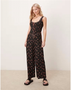 Широкий комбинезон с кружевной отделкой на пуговицах и принтом вишни черного цвета Asos design
