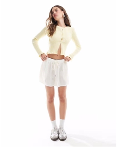 Атласные боксеры цвета слоновой кости Asos design