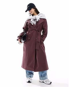 Прорезиненный плащ-дождевик с капюшоном и поясом бордового цвета Asos design