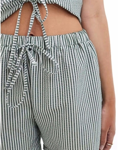 Текстурированные боксеры в зеленую полоску Asos design