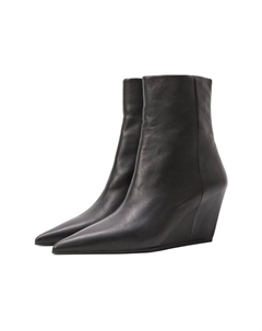 Кожаные ботильоны Vic matie
