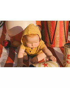 Детский байковый комбинезон с капюшоном и принтом Baby Boys Printed Organic Cotton Hooded Romper Yellow Bananas, желтый Deux par deux