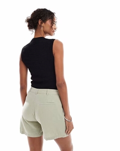 Шорты с эффектом льна в бледно-зелёном цвете Pull & bear