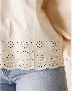 Толстовка свободного кроя с вышитой деталью кремового цвета Asos design