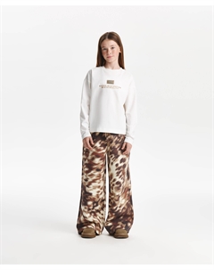 Брюки трикотажные для девочки прямые широкие с поясом на резинке коричневые с принтом Gulliver