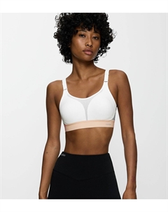 Бюстгальтер спортивный EXTRME LITE белый Triumph