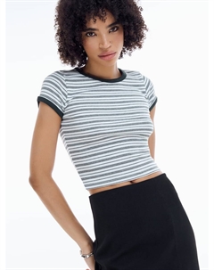 Полосатая футболка облегающая Твое