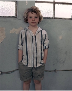 Детская футболка с капюшоном и рельефными полосками, бежевый Zippy