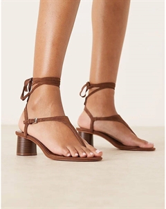 Босоножки из кожи на блочном каблуке с завязками коричневого цвета Mango