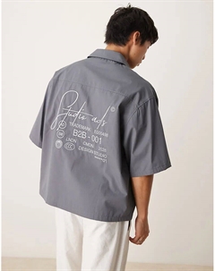 Рубашка свободного кроя с короткими рукавами и вышивкой темно-серого цвета Asos design