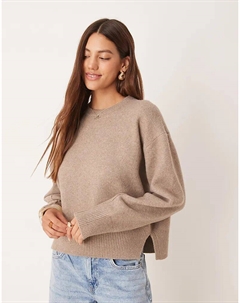 Свободный свитер с круглым вырезом и разрезами по бокам цвета мокко Asos design